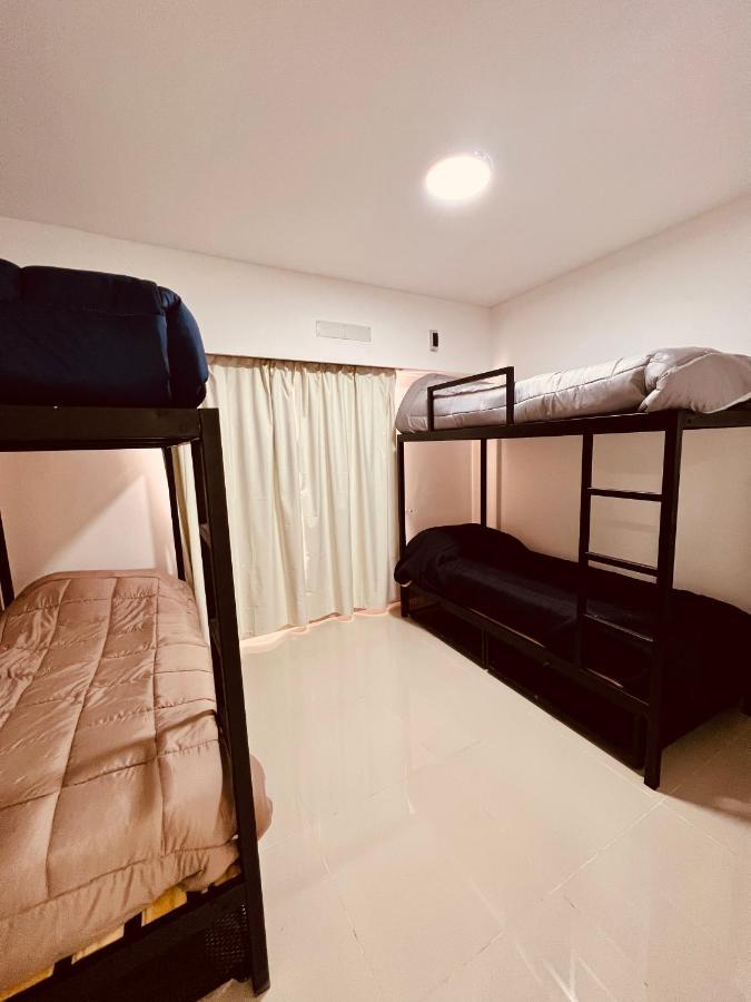 Black Star Art Hostel Неукен Экстерьер фото