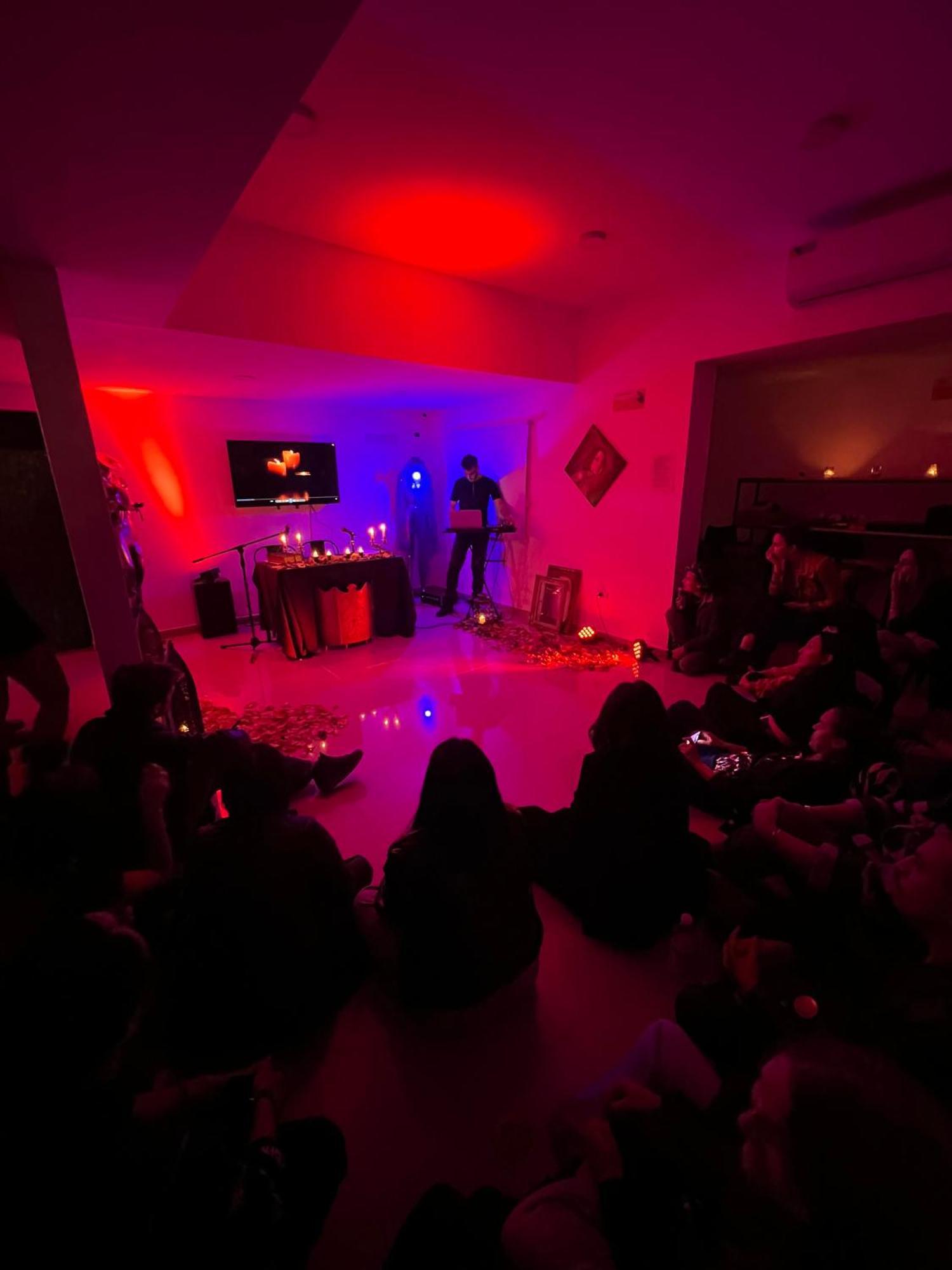 Black Star Art Hostel Неукен Экстерьер фото